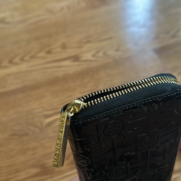 Tory Burch Patent Leather Wallet - Picture 6 of 8
